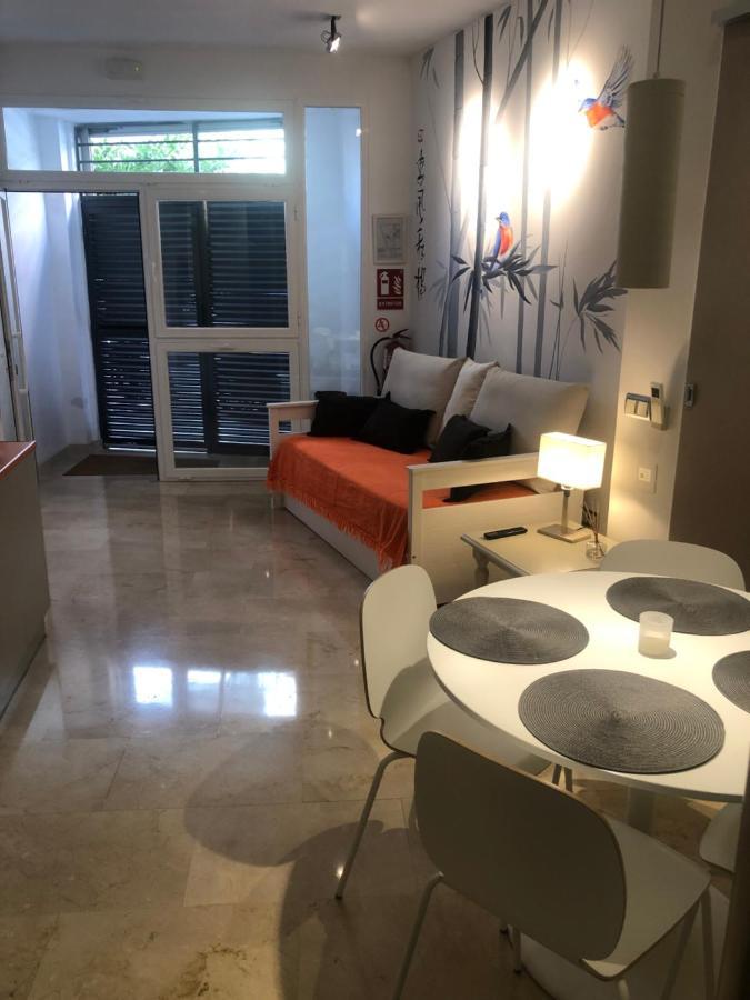 Estudio Con Parking Privado Appartement Madrid Buitenkant foto