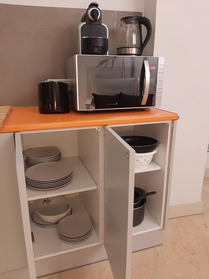 Estudio Con Parking Privado Appartement Madrid Buitenkant foto
